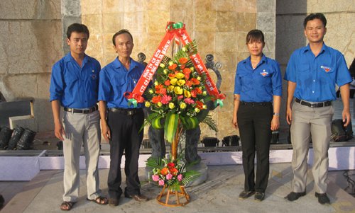 KỶ NIỆM NGÀY THƯƠNG BINH LIỆT SĨ (27-7-2012)